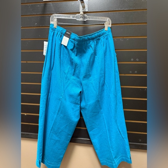 NWT Erika Marine blue capri size XL - Picture 4 of 4